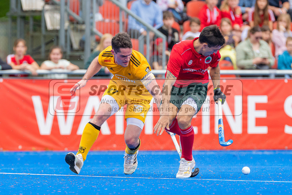 HK_20230507_107986 | 1. Bundesliaga Herren Creefelder HTC - Harvestehuder THC  am 7.5.2023 Crefelder HTC ( CHTC ), Krefeld  , Hasun Xaver ( Harvestehuder THC #27 ) , Martin Ignacio Ferreiro ( Crefelder HTC #18 )
