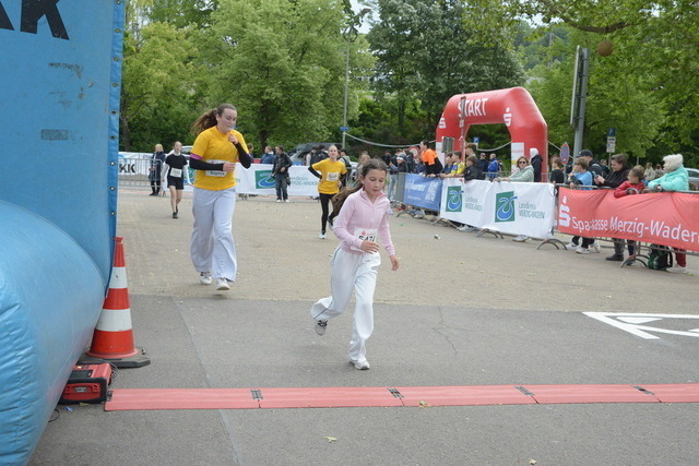 12-00-33_ | Meisterchip Fotoshop - Realisiert mit Pictrs.com