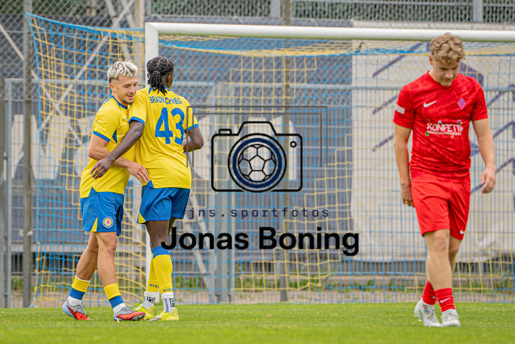 Fußball I Herren I Saison 2026-2027 I Testspiel I Eintracht Braunschweig U23 - Blumenthaler SV I 1030 | jns.sportfotos - Realisiert mit Pictrs.com