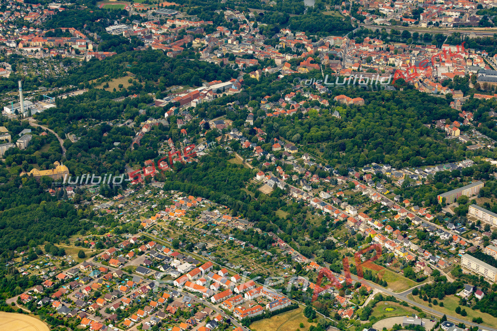 weissenfels-luftbild-2022-6214 | Aktuelles Luftbild von  Weißenfels - Die Luftaufnahme wurde 2022 mittels UL-Flugzeug erstellt ( keine Drohne ) - hochauflösende Kamera-Systeme von  Canon -
Beste Qualität - Für grossformatige Ausdrucke geeignet. Die Geschenkidee !