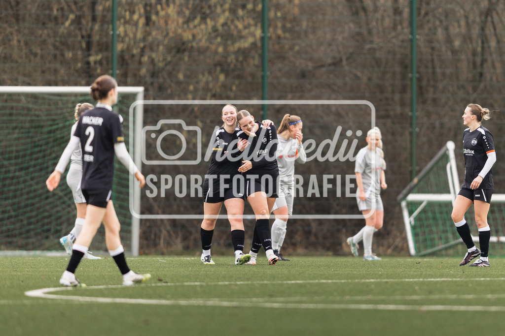 Fußball I Frauen I Saison 2025-2026 I Testspiel I DjK Wacker Mecklenbeck - BW Hollage I 08.02.2026-053 | Svea Zurborn (14, Wacker Mecklenbeck) - Realisiert mit Pictrs.com