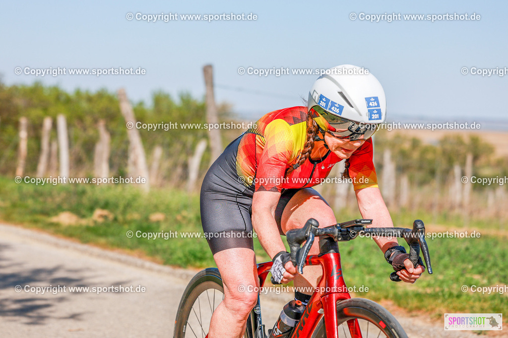 557_AR6_8142 | Neusiedlersee Radmarathon 2026@sportshot_your_pictrs #yourpictures#roadtowm2029 #nrm #neusiedlerseeradmarathon #neusiedlersee #neusiedlerseetourismus #burgenland #mörbisch #nrm26 #burgenlandtourismus #voglundco #poweredbyburgenlandtourismus #radsport #rad #marathon #ucigranfondo #visitburgenland #ucigranfondoworldseries