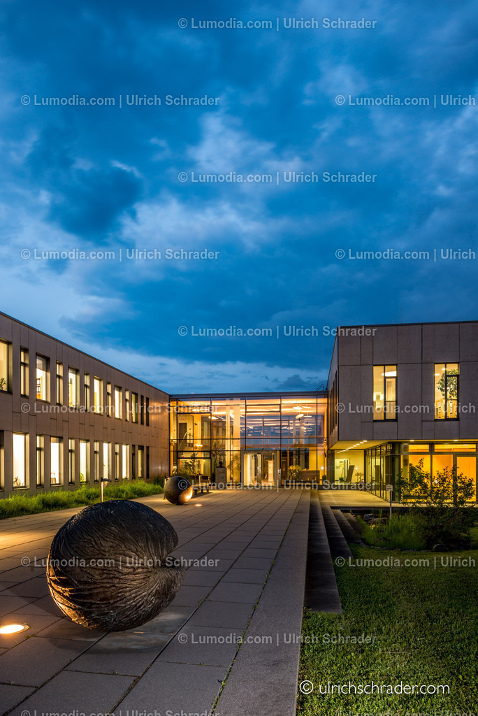 _ulrichschrader.com-202 | Stockfoto und Bilderpool mit Bildmaterial aus Deutschland, dem Harz, Halberstadt, Quedlinburg, Wernigerode und weltweit. Qualitativ hochwertige und professionelle Fotos anschauen und kaufen. - Realisiert mit Pictrs.com