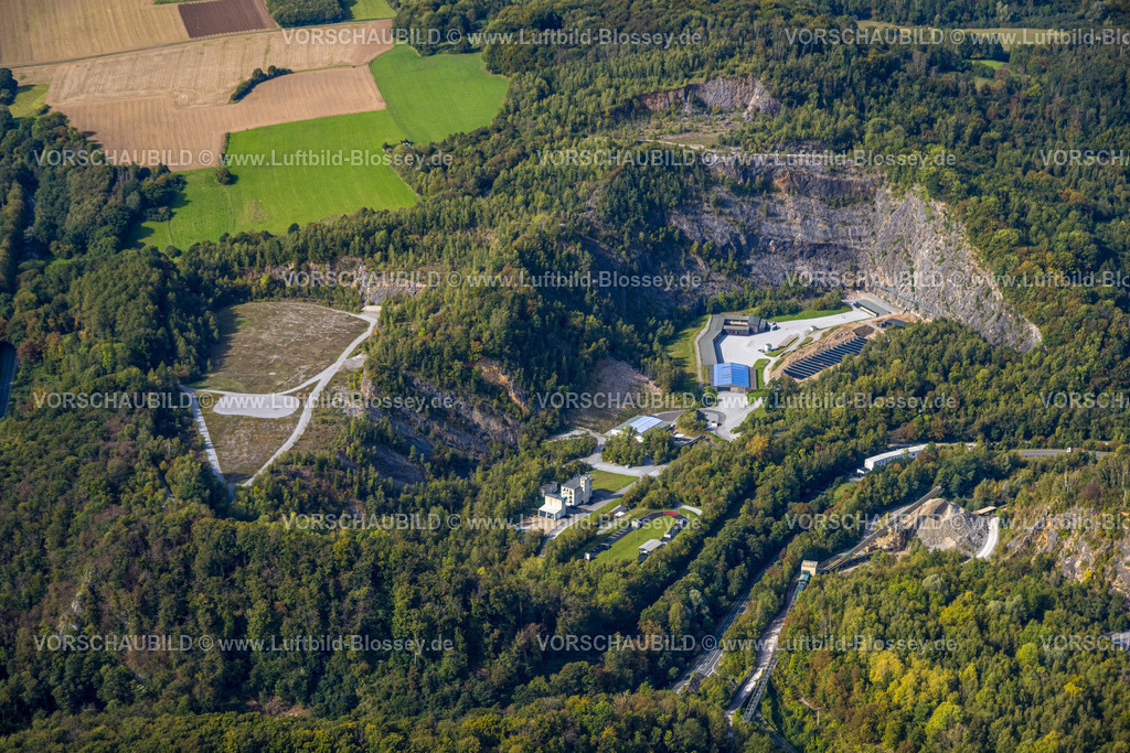 Menden230905467 | Luftbild, Steinbruch Emil mit alter Schießanlage, Brockhausen, Hemer, Sauerland, Nordrhein-Westfalen, Deutschland