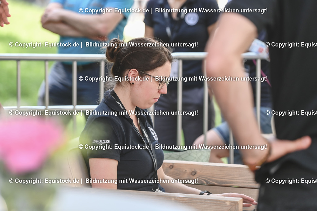 D78_3432 | equistock