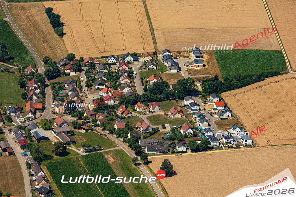 Die Luftaufnahme Lauterbrunn - Heretsried wurde 2022 vom Flugzeug aus (keine Drohne) erstellt. Hohe Auflösung -für große Poster und Wandbilder geeignet - Garantiert!