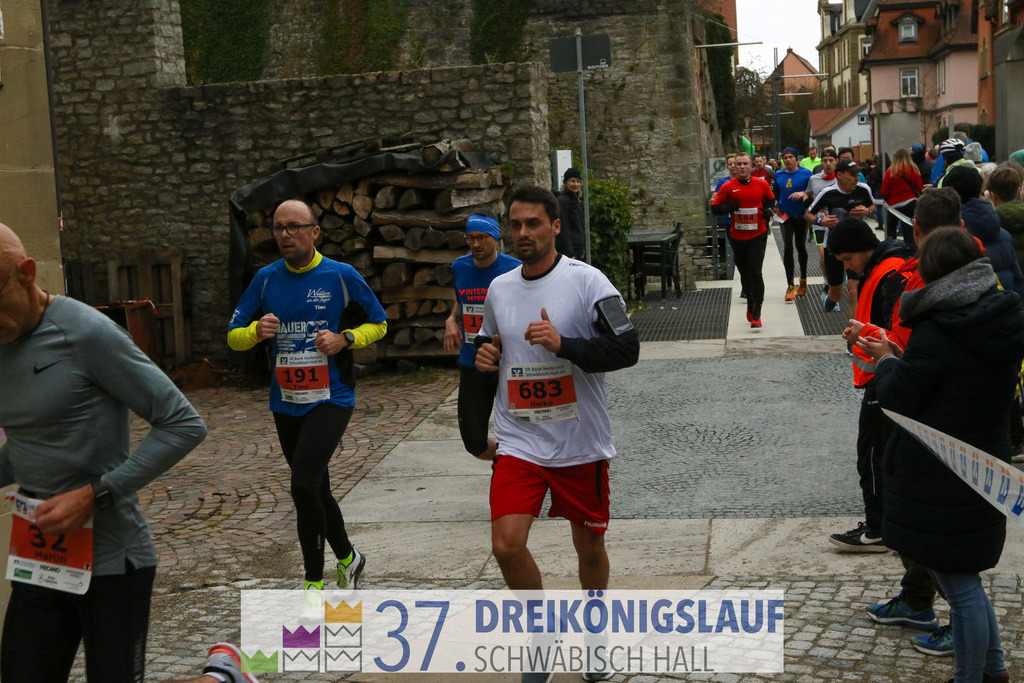 VR Bank Hauptlauf 10000m | 3 Koenigslauf 2023 - Realisiert mit Pictrs.com