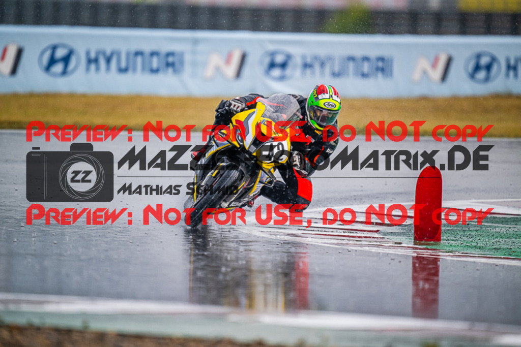 MaZZes_FotoMatrix_220624_4604 | TWINCUP