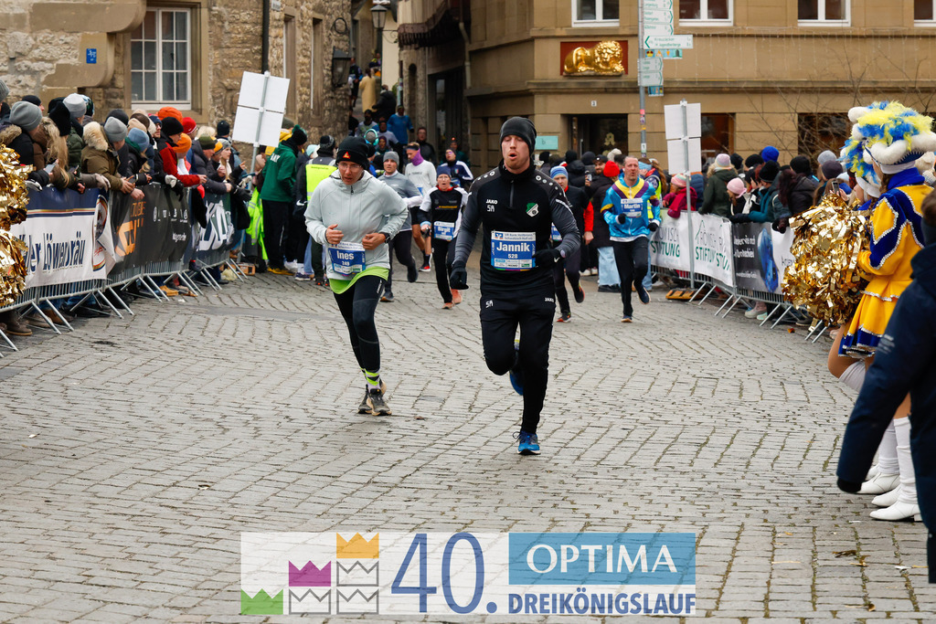 VR Bank Hauptlauf 10km | 40. Optima 3koenigslauf 2026 - Realisiert mit Pictrs.com