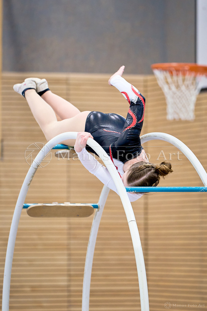 B-DSC04946 | Professionelle Sportfotografie in Hamburg, Schleswig-Holstein und Niedersachsen – spezialisiert auf Rhönrad, Geräteturnen, Leistungsturnen und rhythmische Sportgymnastik. Bundesweite Begleitung von Rhönrad-Events. Jetzt Sport-Fotos - Realisiert mit Pictrs.com