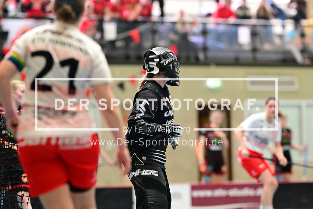 Floorball I Frauen I Saison 2023-2024 I 1. Frauen Floorball-Bundesliga I Playoffs 3. Spieltag I ETV Lady Piranhhas Hamburg - Dümptener Füchse I 48508 | Der Sportfotograf. - Realized with Pictrs.com