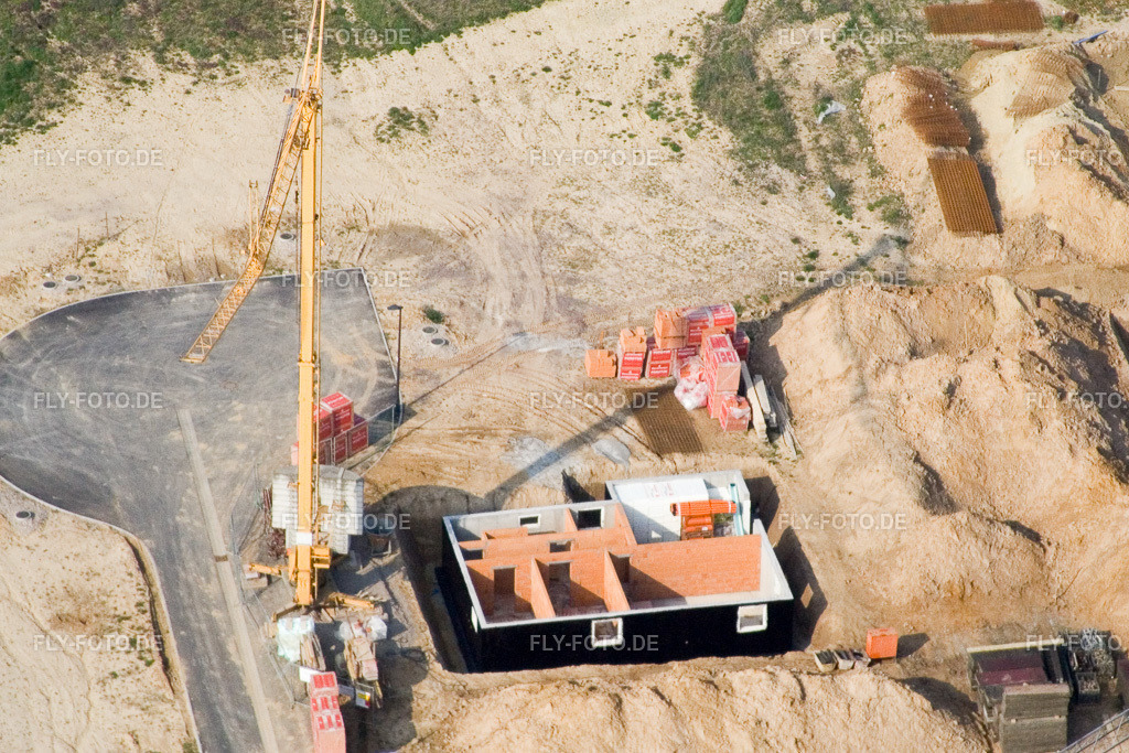 Neubaugebiet Am Höhenweg | Luftbild: Neubaugebiet Am Höhenweg in Kandel im Bundesland Rheinland-Pfalz in Deutschland. Foto: IMG_5591.jpg vom 15.03.2007 durch Werner Riehm/FLY-FOTO.de - Realisiert mit Pictrs.com