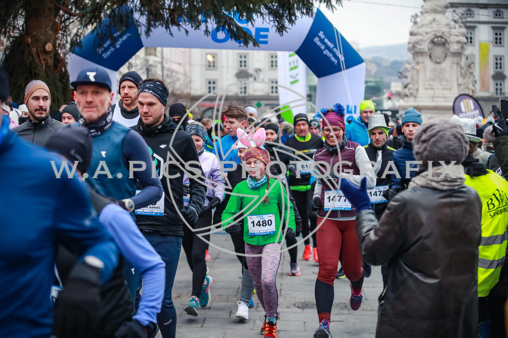 SILVESTERLAUF LINZ 25 | Linz, AUSTRIA, 31. Dezember 25, TRIRUN SILVESTERLAUF LINZ 25 , Image shows: 
Photo: WAPICS / BINDER Manuel