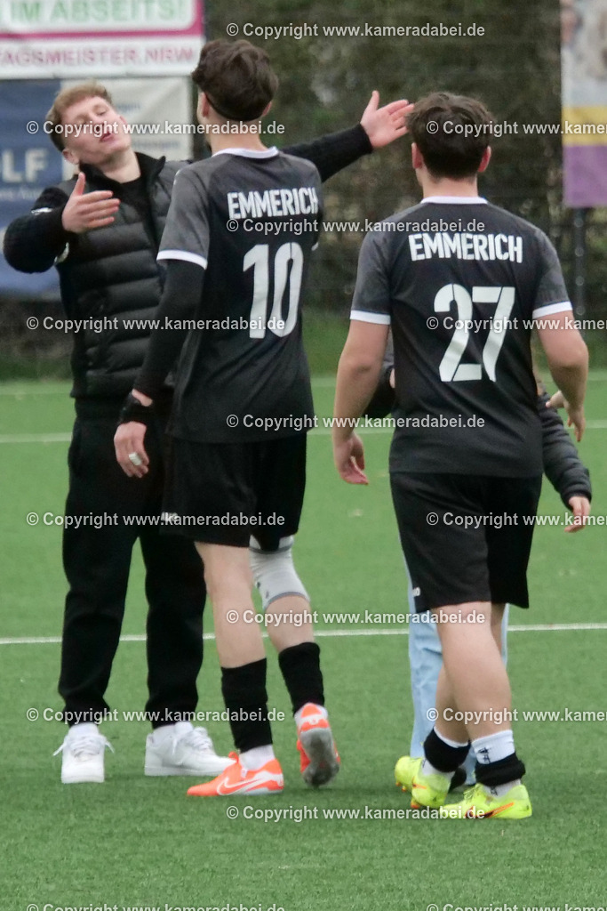 Fußball : Kreisliga A : TV Voerde - Rheingold Emmerich am 29.03.2026  in Voerde. | Fußball : Kreisliga A : TV Voerde - Rheingold Emmerich am 29.03.2026  in Voerde. - Realisiert mit Pictrs.com
