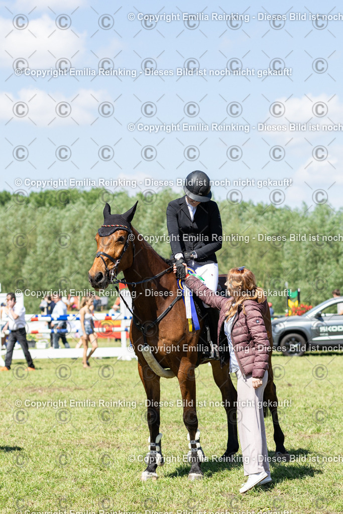 CL5A8022 | Emilia Reinking Fotografie - Realisiert mit Pictrs.com