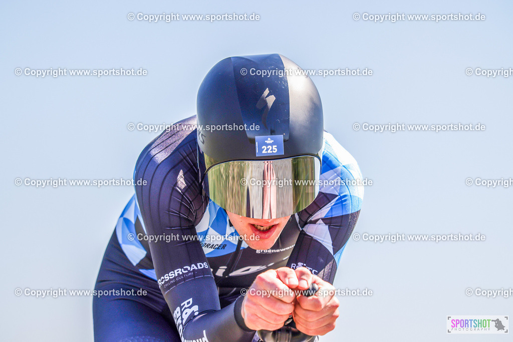 368A2604 | Neusiedlersee Radmarathon 2026@sportshot_your_pictrs #yourpictures#roadtowm2029 #nrm #neusiedlerseeradmarathon #neusiedlersee #neusiedlerseetourismus #burgenland #mörbisch #nrm26 #burgenlandtourismus #voglundco #poweredbyburgenlandtourismus #radsport #rad #marathon #ucigranfondo #visitburgenland #ucigranfondoworldseries