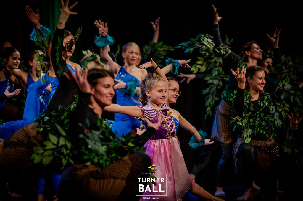 DSC_9700 | "Fussifoto.com – Ihr Ansprechpartner für hochwertige Fotografie! Entdecken Sie kreative Bilder und professionelle Dienstleistungen. Kontaktieren Sie uns für Ihre Projekte!"