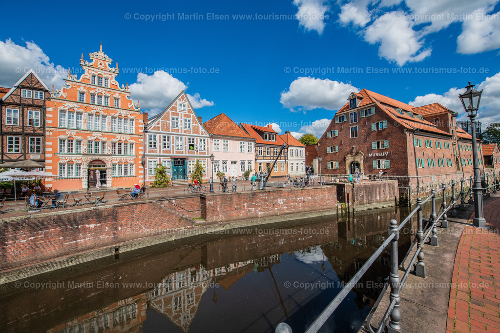 Stade Fischmarkt Schwedenspeicher_ELS_0700010920 | Stade Tourismus Foto - Realisiert mit Pictrs.com