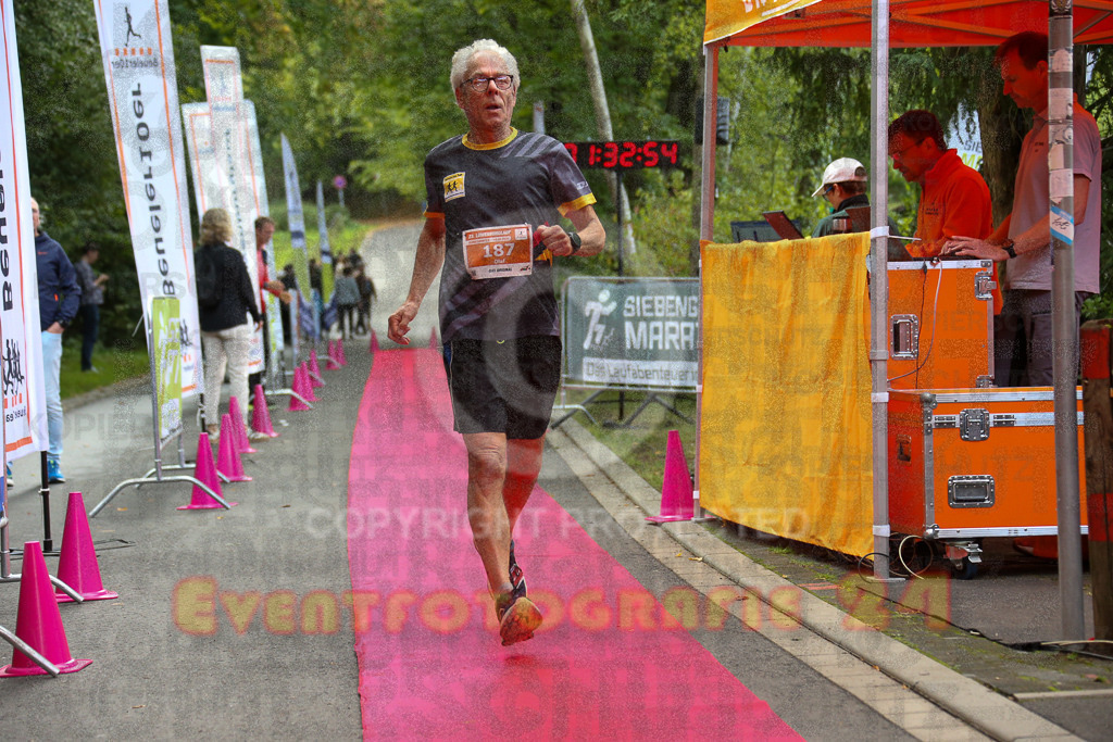 250914_1233_EX1_3233 | Sportfotografie im Rhein-Sieg Kreis, Köln, Bonn, NRW, Rheinland Pfalz, Hessen, etc. Unser Tätigkeitsfeld umfasst den Laufsport vom Volkslauf über den Marathon, Duathlon, Triathon bis zum Ultralauf wie Kölnpfad Ultra oder Schindertrail.