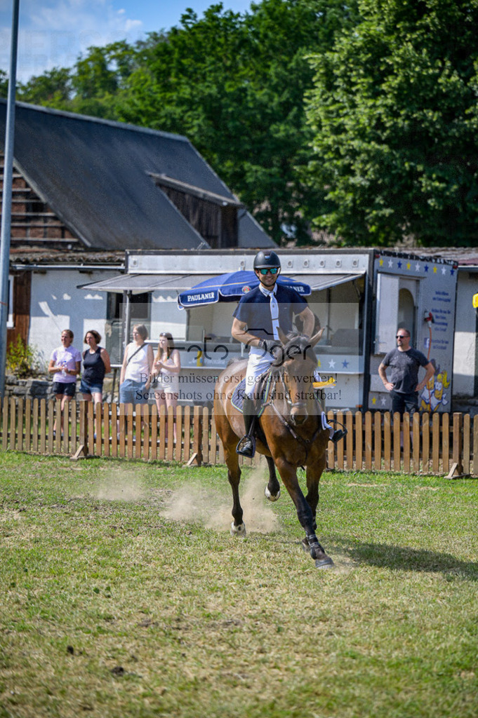 Reitturnier Voxtrup | Entdecke hochwertige Reitturnierfotos von Foto Oger. Professionell, emotional und authentisch – jetzt Lieblingsmomente im Shop bestellen.Deutschlandweite Turnierfotografie. - Realisiert mit Pictrs.com