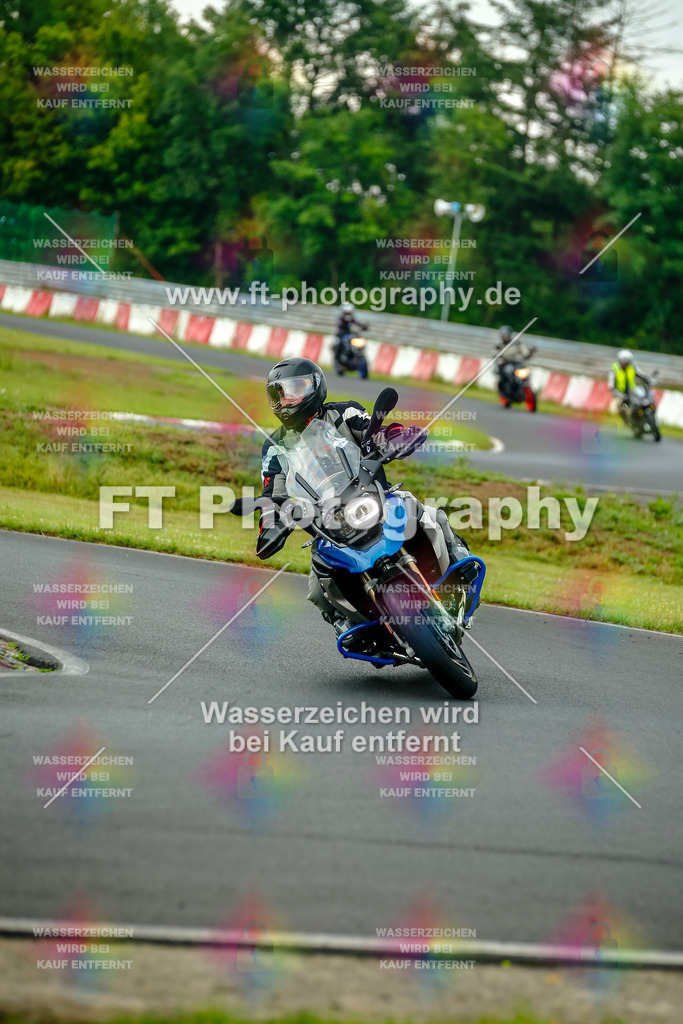 VBK-4088 | Hier findet Ihr Bilder von Touristenfahrten auf der Nürburgring Nordschleife oder von anderen Veranstaltungen die ich besucht habe. Viel Spass beim Durch Schauen 