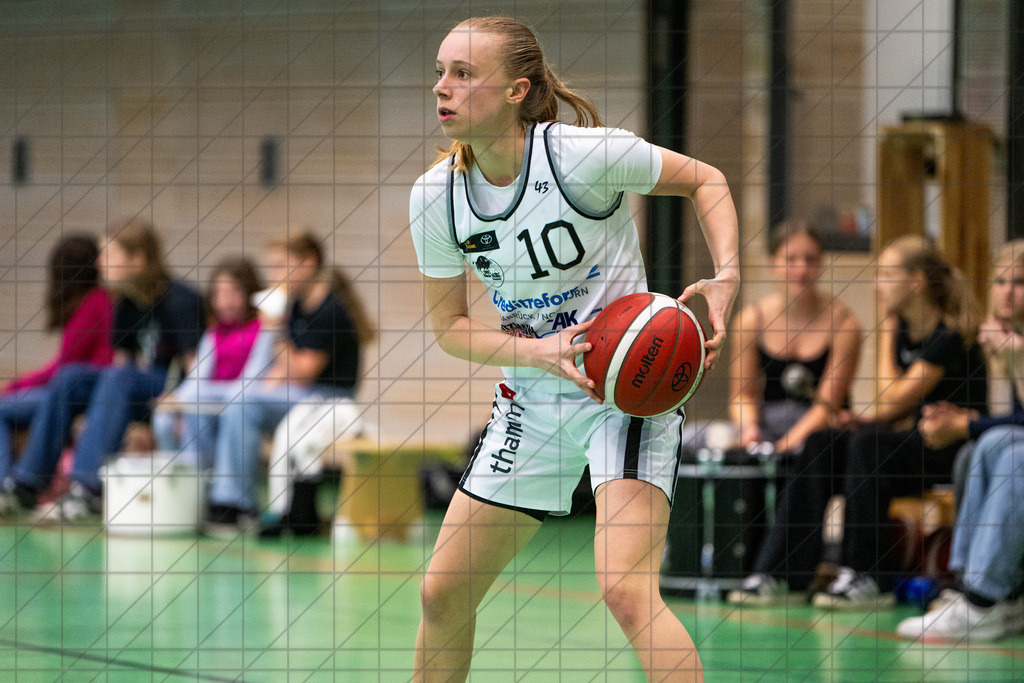 2. DBBL Nord 24/25 | 20.10.2024 | BBC OS vs. Eimsbütteler TV | 2. DBBL Nord 24/25 | 20.10.2024 | BBC OS vs. Eimsbütteler TV - - - - - CREDIT, www.bullenfotos.de, Martin König, Hörner Weg 40, D-49078 Osnabrück, +4917663732967, Nutzung und Weitergabe nur zu den vereinbarten Zwecken. Presseanfragen an Urheber. Alle Rechte beim Urheber. - - - - - - Realisiert mit Pictrs.com