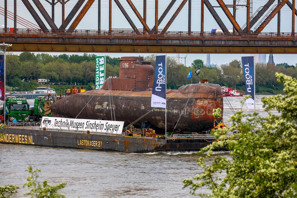 U17_AufdemRhein_120523_29 | Bildergalerie von Sport-Ereignissen aber auch von weiteren spannenden Dingen - nicht nur vom Niederrhein. In Anlehnung an den bekannten Spruch von Hanns Dieter Hüsch heißt das Motto: "Niederrhein ist überall".  - Realisiert mit Pictrs.com