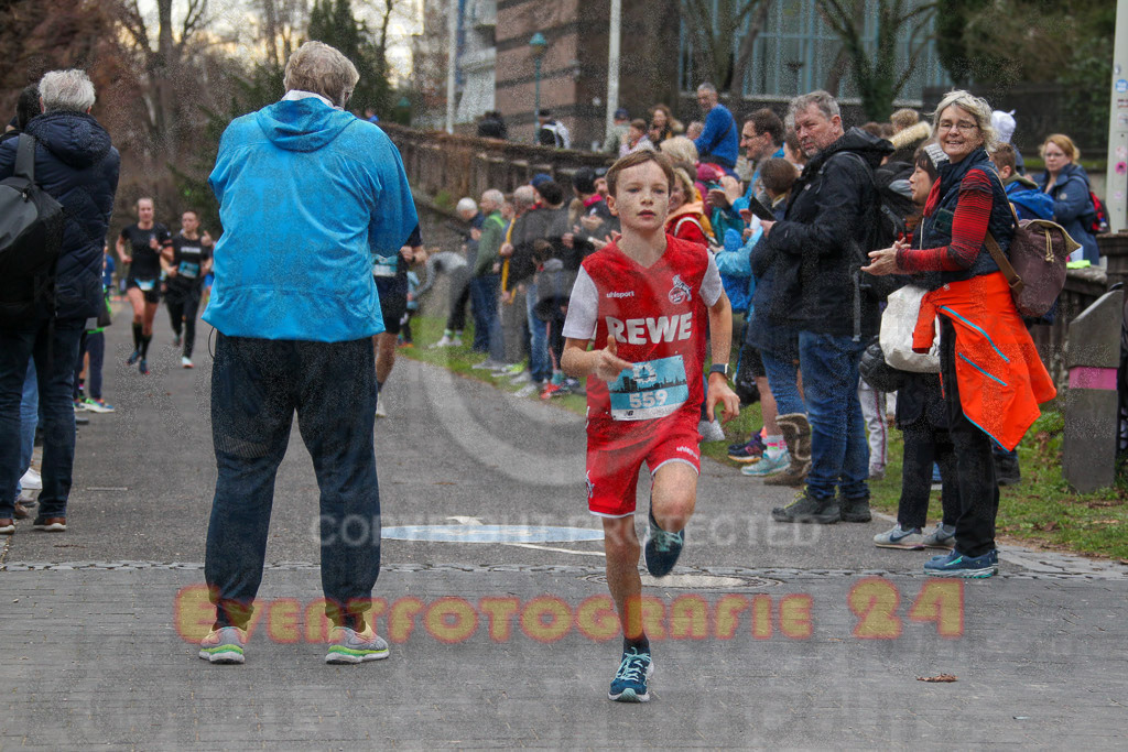 221231_1155_EV4_8004 | Sportfotografie im Rhein-Sieg Kreis, Köln, Bonn, NRW, Rheinland Pfalz, Hessen, etc. Unser Tätigkeitsfeld umfasst den Laufsport vom Volkslauf über den Marathon, Duathlon, Triathon bis zum Ultralauf wie Kölnpfad Ultra oder Schindertrail.