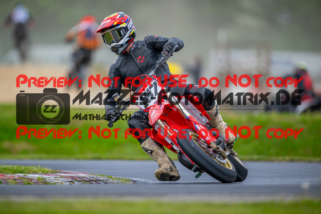 MaZZes-Fotomatrix-20260508-53442 | G2
