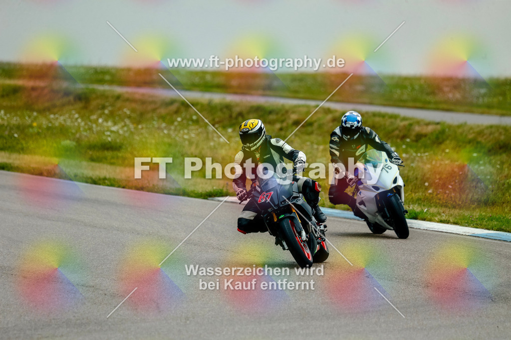 Chambley Juli-1687 | Hier findet Ihr Bilder von Touristenfahrten auf der Nürburgring Nordschleife oder von anderen Veranstaltungen die ich besucht habe. Viel Spass beim Durch Schauen 