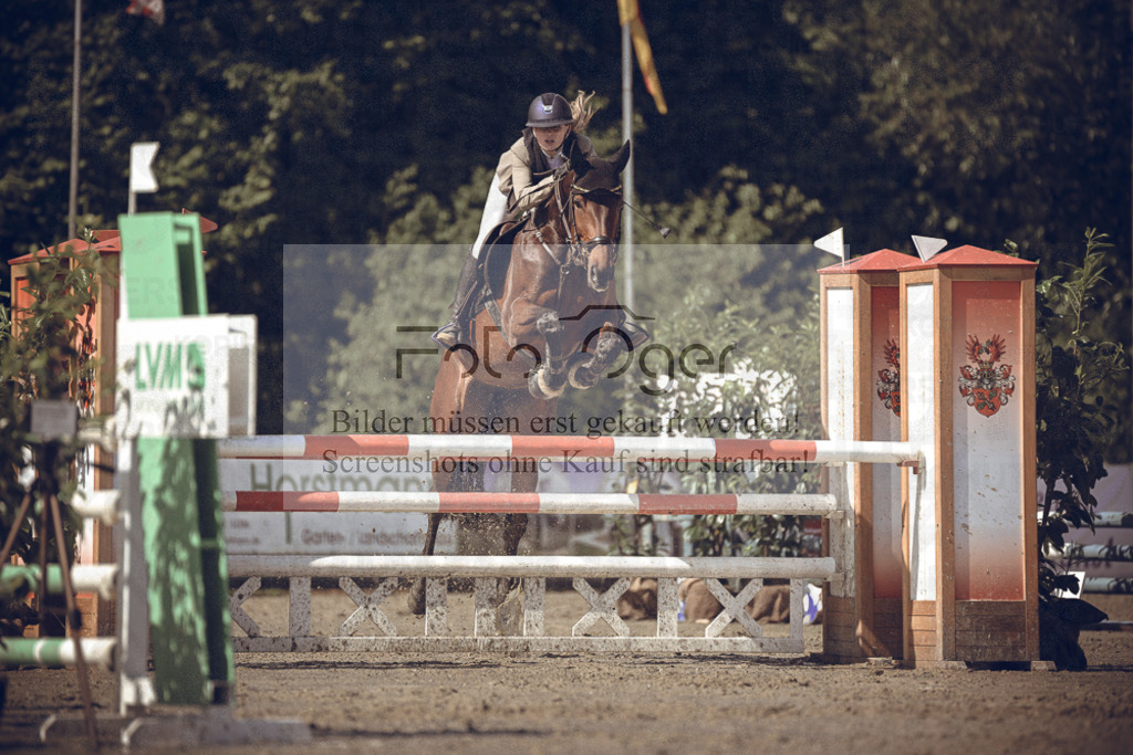 20240530-DOS_1158 | Entdecke hochwertige Reitturnierfotos von Foto Oger. Professionell, emotional und authentisch – jetzt Lieblingsmomente im Shop bestellen.Deutschlandweite Turnierfotografie. - Realisiert mit Pictrs.com