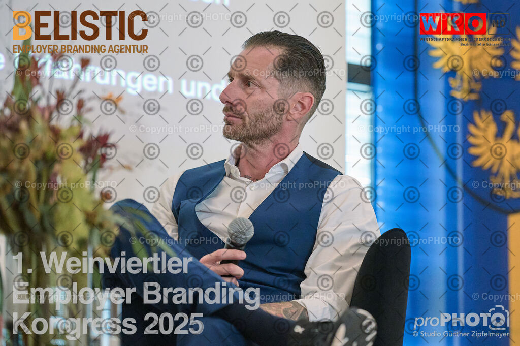 156_202509_EmployerBranding_NZ6_9913 | proPHOTO - Realisiert mit Pictrs.com