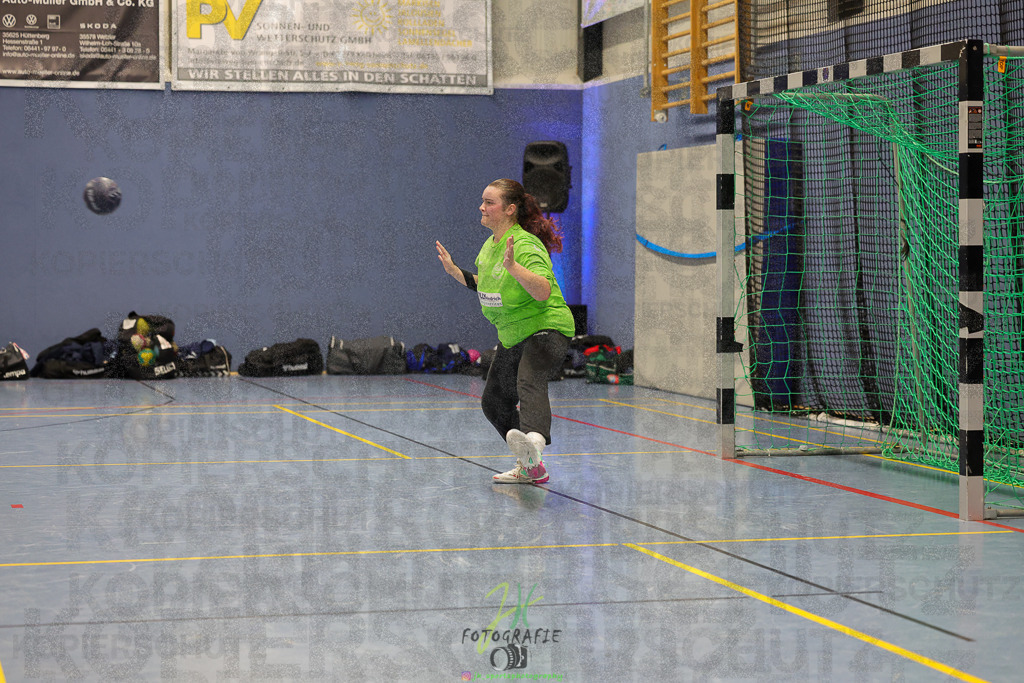 Frauen 2. Bezirksklasse, SG Rechtenbach - HSG Kleenheim/Langgöns III | Frauen 2. Bezirksklasse, SG Rechtenbach - HSG Kleenheim/Langgöns III am 16.11.2024 in Rechtenbach (Sporthalle Rechtenbach)Photo © 2024 - Jörg Heinrich - Realisiert mit Pictrs.com