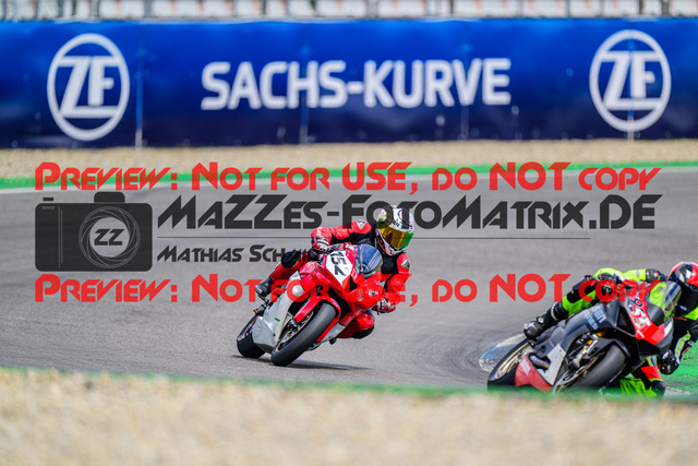 MaZZes_FotoMatrix_240615_6007705_1886 | ROT