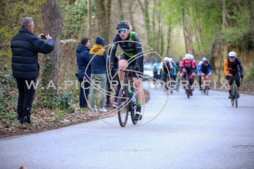 ..... | LEONDING,AUSTRIA,24.März.24 - 63.Radsaisoneröffnungsrennen Leonding Road Cycling League , Image shows: 
Photo: WAPICS / Andreas Willdoner