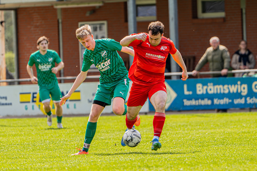 Fußball I Herren I Saison 2025-2026 I Kreisliga VEC I 23. Spieltag I SV GW Brockdorf II - VFL Oythe II I 04125 | jns.sportfotos - Realisiert mit Pictrs.com
