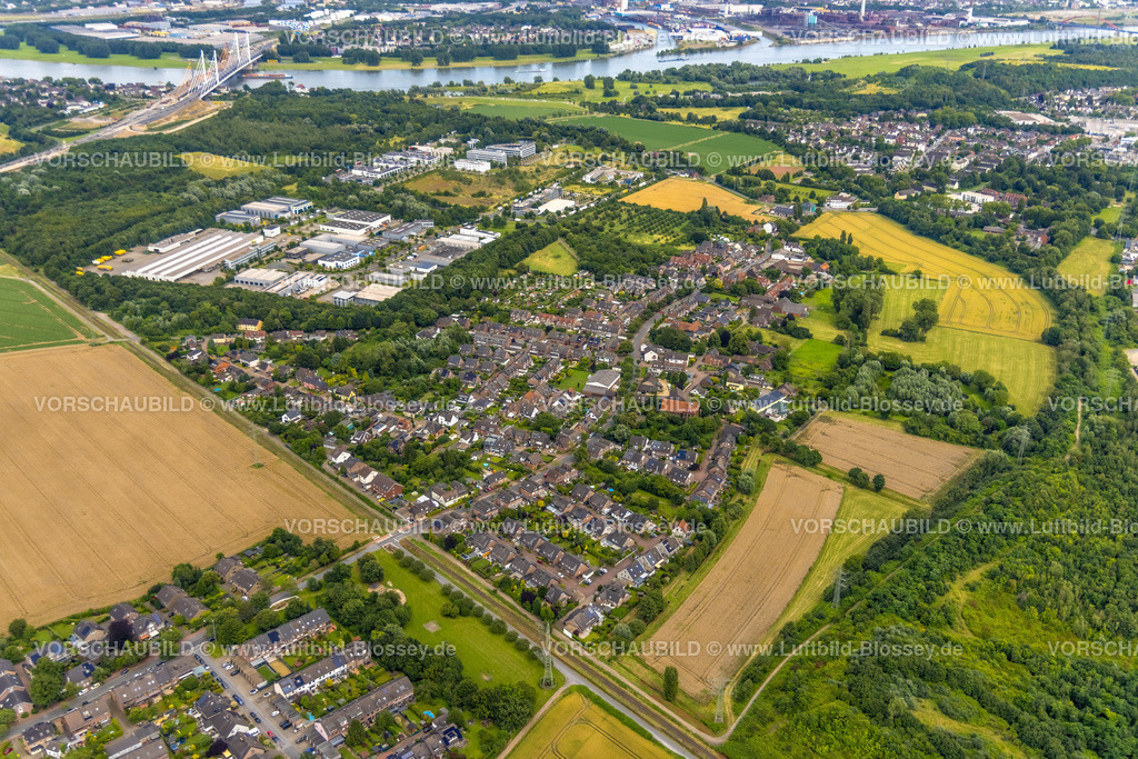 Duisburg240704661-West | Luftbild, Duisburg-West, Gewerbegebiet Businesspark Dr. Alfred Herrhausen-Allee, Wohngebiet Ortsteil Asterlagen, hinten der Fluss Rhein, Bergheim, Duisburg, Ruhrgebiet, Nordrhein-Westfalen, Deutschland