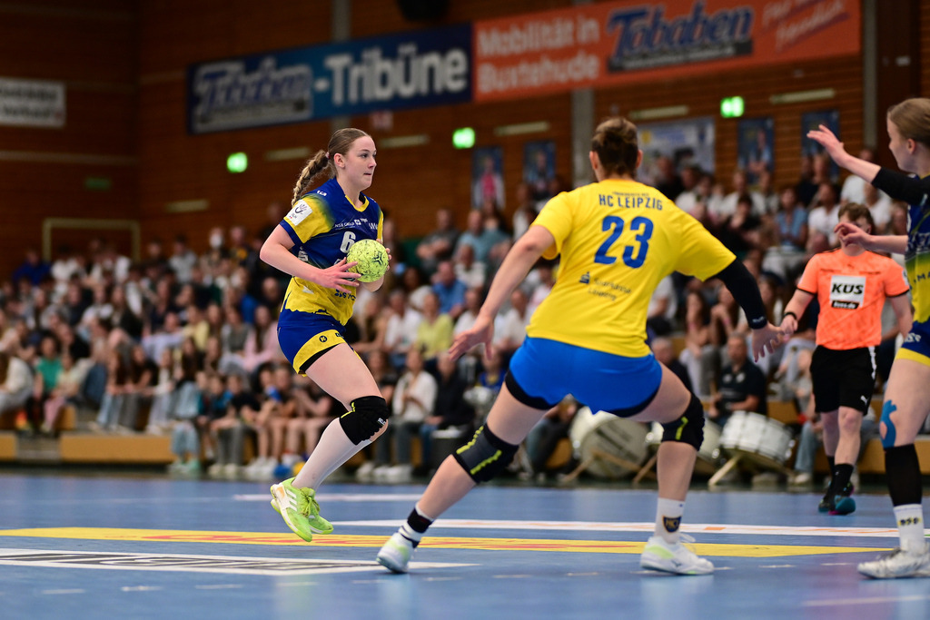 Handball I Juniorinnen I Saison 2024-2025 I Deutsche Meisterschaft I Viertelfinale I Buxtehuder SV - HC Leipzig | Der Sportfotograf. - Realisiert mit Pictrs.com