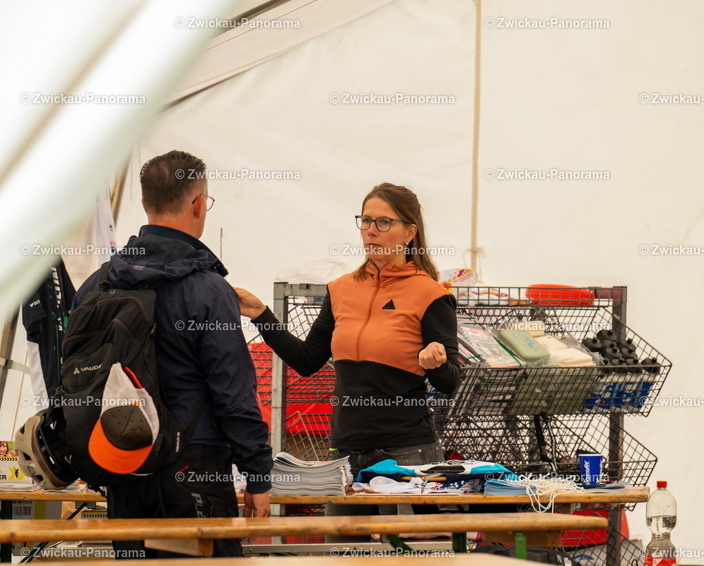 2024_0615_KoberbachTriathlon_Talsperrenlauf_Meilen_Jedermann_Kobylon_OffTopic_DSC_8190 | Urban. Natur. Panorama. Luftbild. 
Der Bildershop für aufregende Perspektiven!
Für Deko, Wandbild und Kalender!
Wir bringen LED-Bilder zum Leuchten!
