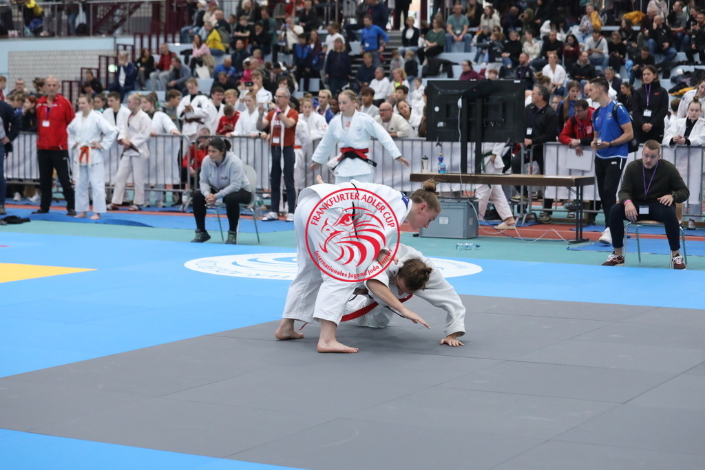 1J7A2614 | Fotos vom Adler Cup - Pictures from Adler Cup

Hier findet Ihr alle Eindrücke und großen Momente der Adler Cup Wochenenden. Here you will find all impressions and great moments of the Adler Cup weekends. - Realisiert mit Pictrs.com