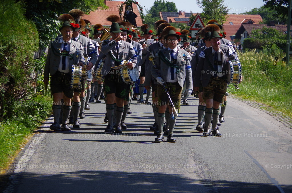 IMGP5884 | fotografiert von Axel PollmannLeonhardi Wallfahrt Benediktbeuern und Murnau, Fronleichnam, Fasching, Landschaft im Loisachtal und Benediktbeuern  - Realisiert mit Pictrs.com