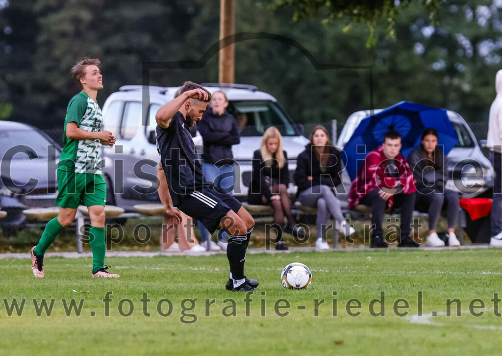 2023-07-25_012_SpVgg_Neuching_gegen_FC_Finsing | Neuching, Deutschland, 25.07.2023:
Fußball, A-Klasse 2023 / 2024, Toto Pokal, SpVgg Neuching gegen FC Finsing, Endergebnis: 2:4

Christian Hennel (FC Finsing, #15)

Foto: Christian Riedel / fotografie-riedel.net