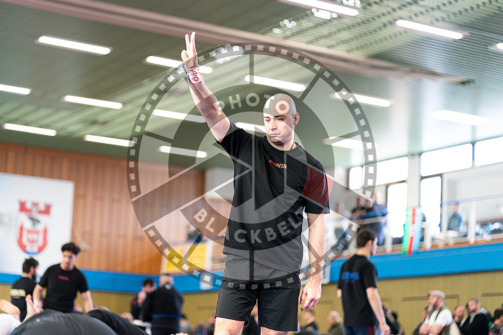 20250510PBB1995 | Athletes compete during the JJLG Berlin Open Jiu-Jitsu Championship on May 10, 2025 in Berlin, Germany. © Chiara Dazi / photoblackbelt
