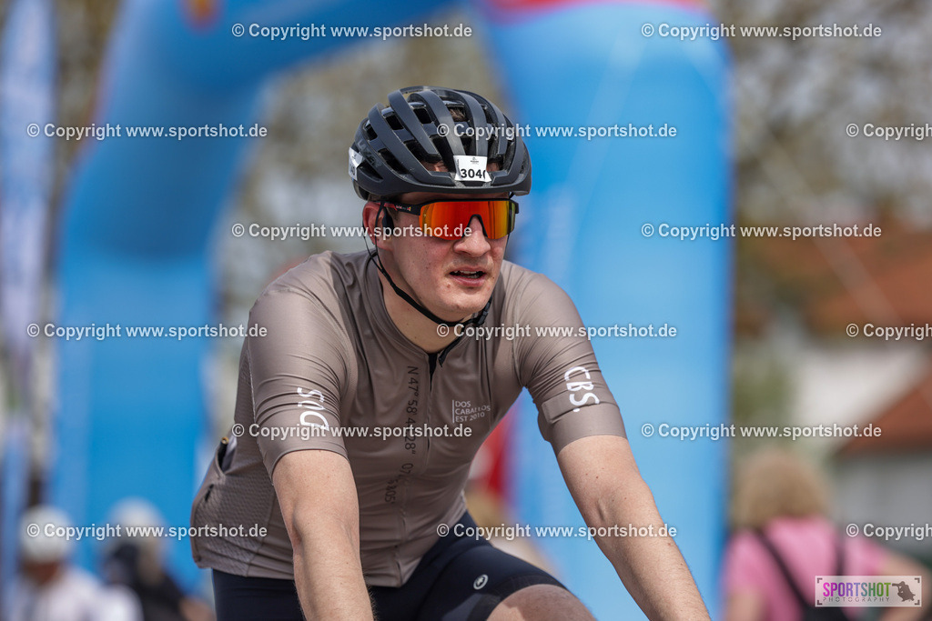 VJ__9293 | Neusiedlersee Radmarathon 2026@sportshot_your_pictrs #yourpictures#roadtowm2029 #nrm #neusiedlerseeradmarathon #neusiedlersee #neusiedlerseetourismus #burgenland #mörbisch #nrm26 #burgenlandtourismus #voglundco #poweredbyburgenlandtourismus #radsport #rad #marathon #ucigranfondo #visitburgenland #ucigranfondoworldseries