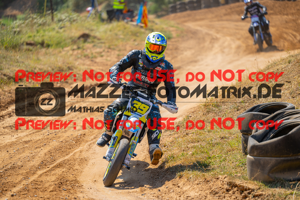 MaZZes-Fotomatrix-20260815-606792 | S2