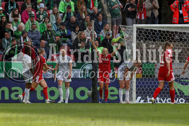 14.05.2026, GER, Fussball, Frauen, DFB-Pokal, Finale, Saison 2025/2026, VfL Wolfsburg - FC Bayern München | Pernille Harder (Bayern) feiert das Tor zum 3:0
