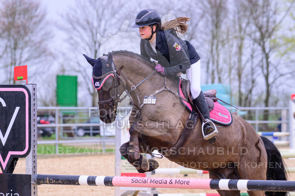 10042026-Mammendorf-Prfg13-0635 | Fokus Hufschlag Fotografie - Realisiert mit Pictrs.com