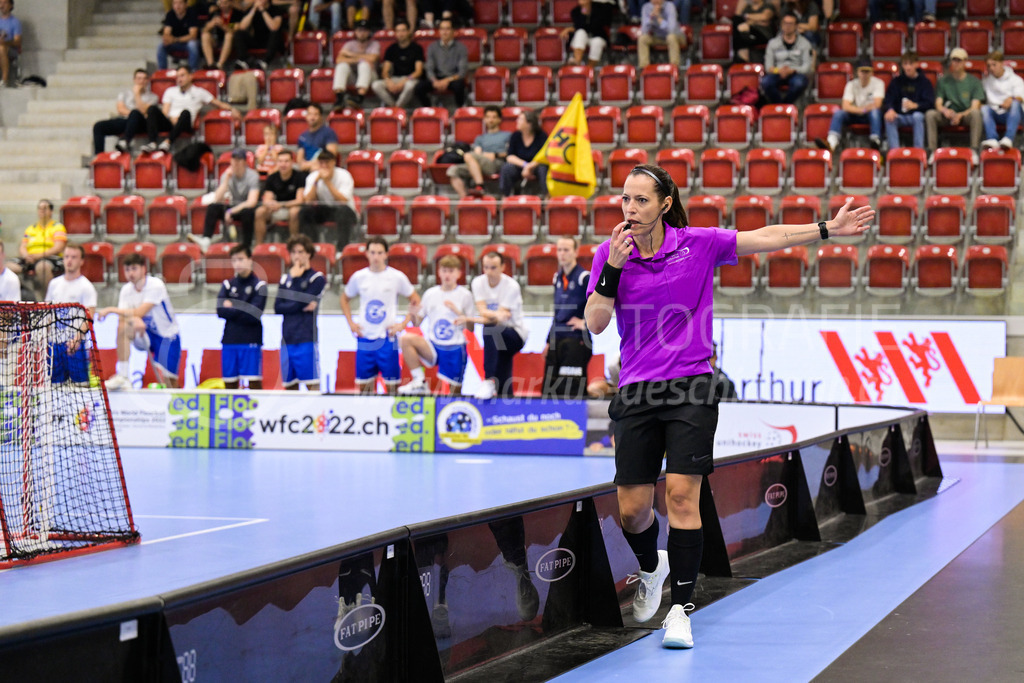 GC Unihockey vs HC Rychenberg - 27. August 2022 | GC Unihockey vs HC Rychenberg
AXA Arena, Winterthur
Schiedsrichterin Sandra Zurbuchen
Bild: Sportfotografie Markus Aeschimann | www.markus-aeschimann.ch - Realisiert mit Pictrs.com