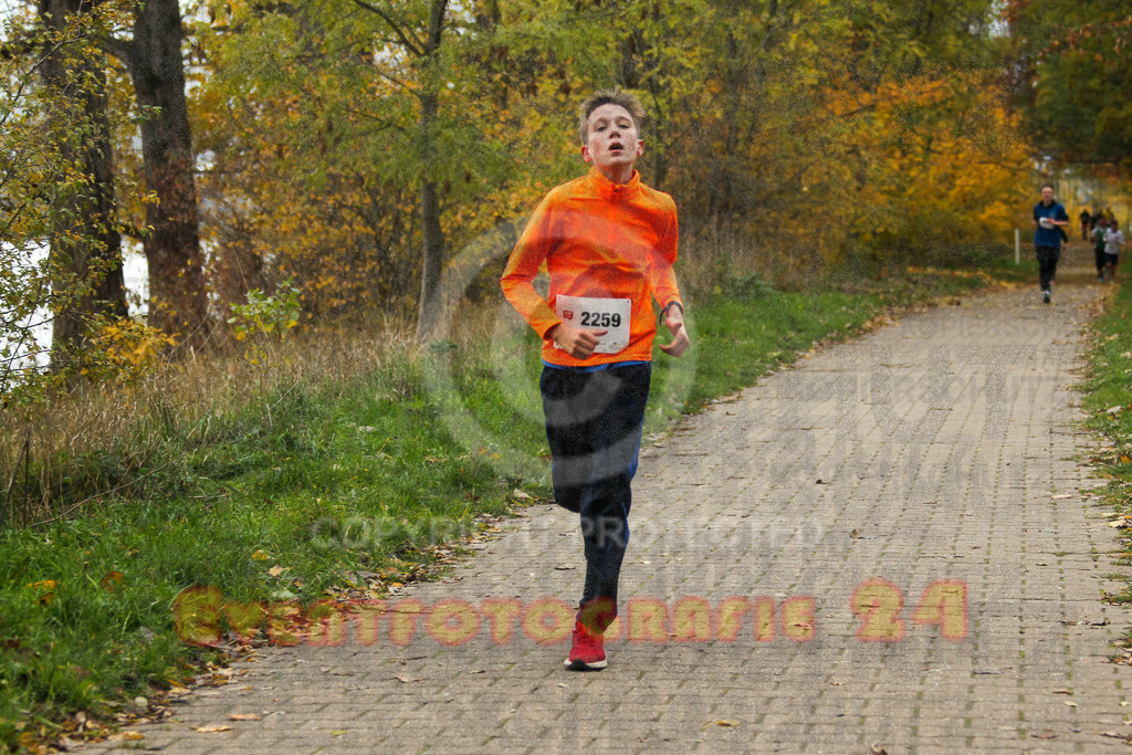 221127_1038_EV4_1797 | Sportfotografie im Rhein-Sieg Kreis, Köln, Bonn, NRW, Rheinland Pfalz, Hessen, etc. Unser Tätigkeitsfeld umfasst den Laufsport vom Volkslauf über den Marathon, Duathlon, Triathon bis zum Ultralauf wie Kölnpfad Ultra oder Schindertrail.