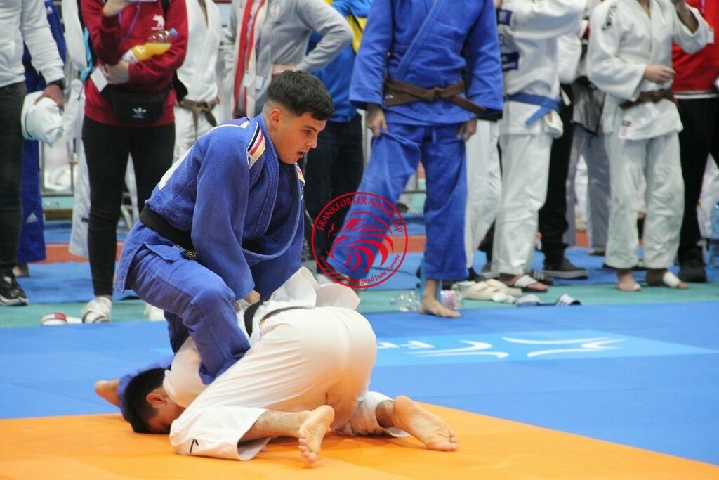 IMG_3792 | Fotos vom Adler Cup - Pictures from Adler Cup

Hier findet Ihr alle Eindrücke und großen Momente der Adler Cup Wochenenden. Here you will find all impressions and great moments of the Adler Cup weekends. - Realisiert mit Pictrs.com